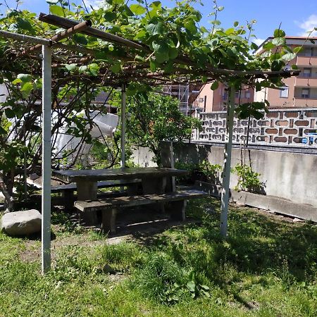 Ferienwohnung Casa Marina Verbania Exterior foto