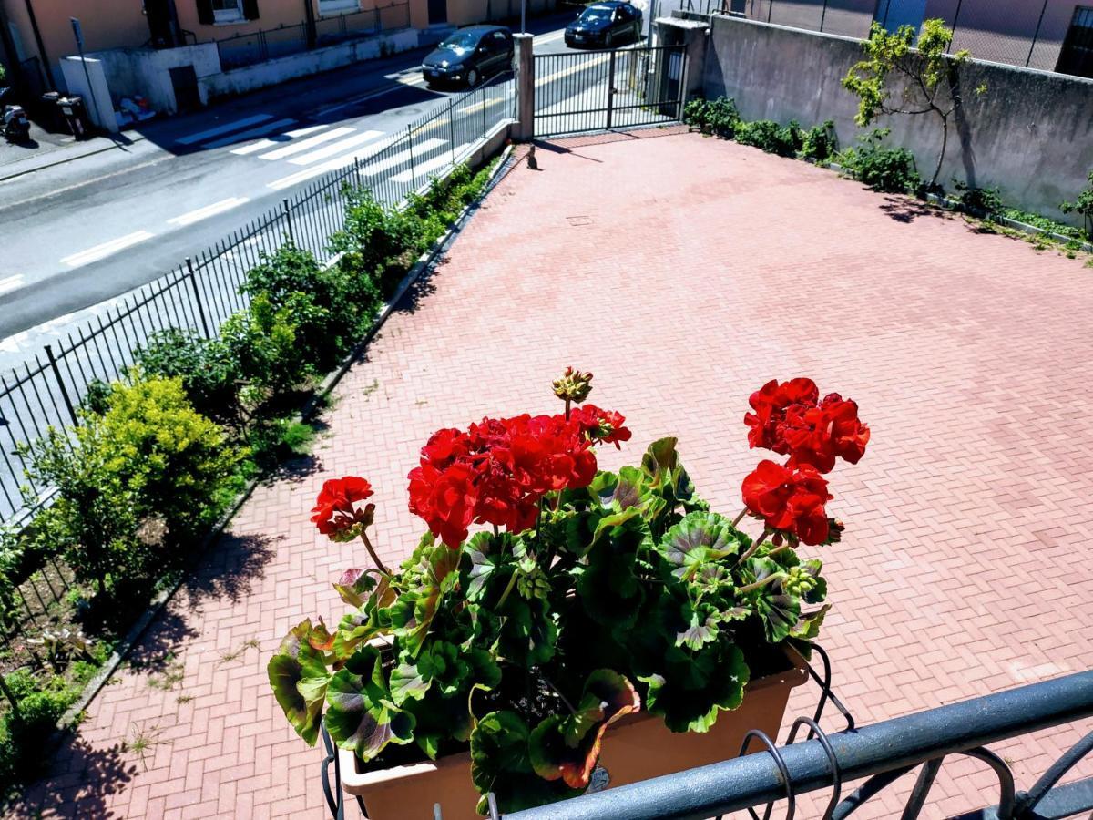Ferienwohnung Casa Marina Verbania Exterior foto