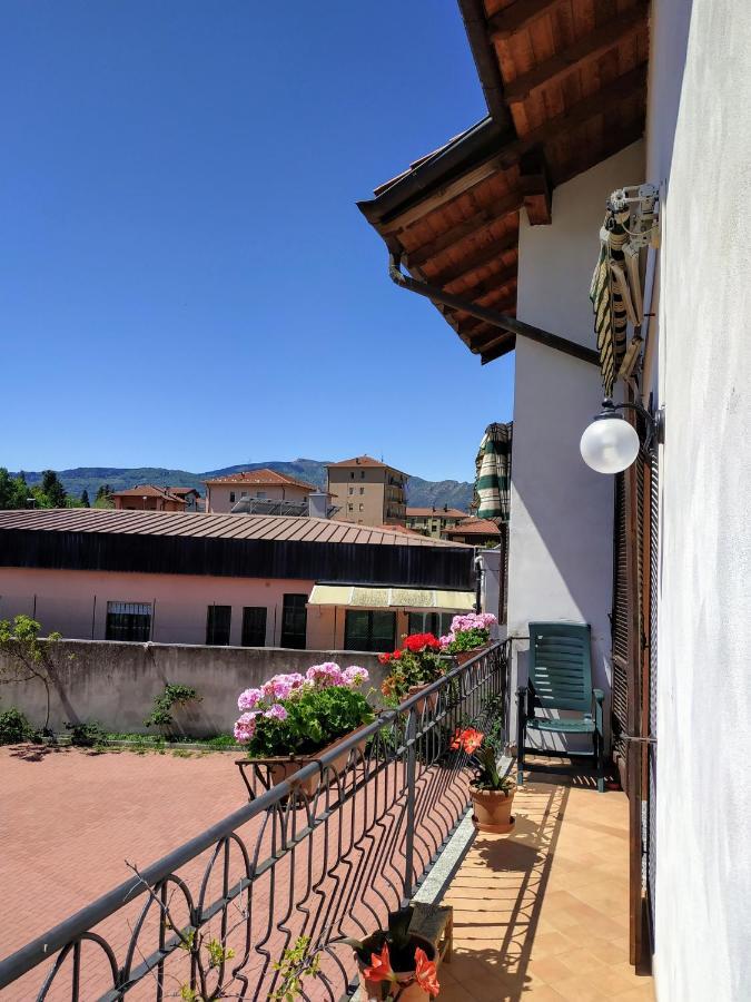 Ferienwohnung Casa Marina Verbania Exterior foto